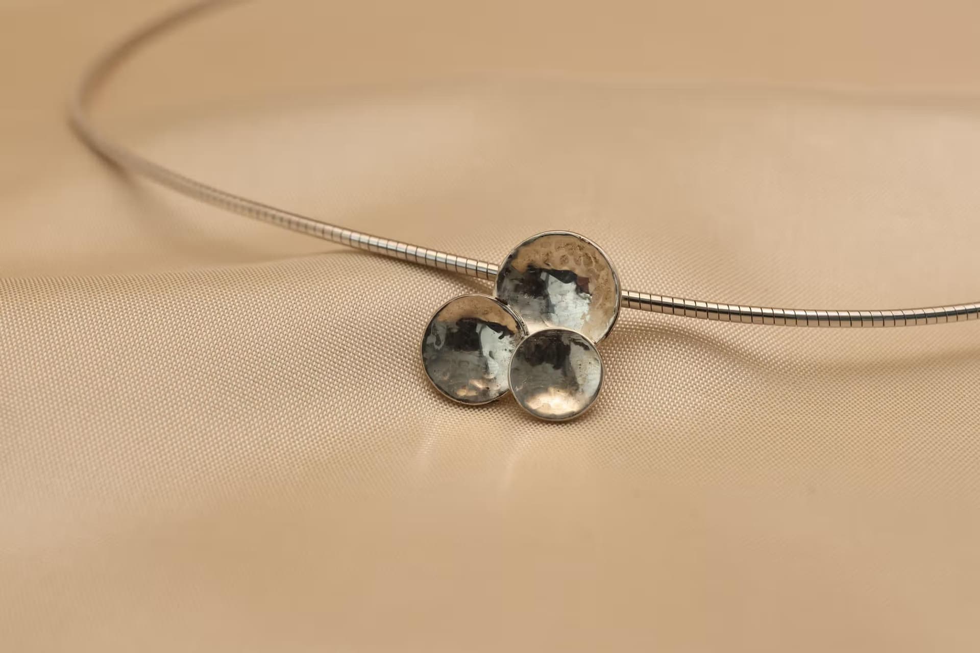 Zilveren schaaltjes hanger