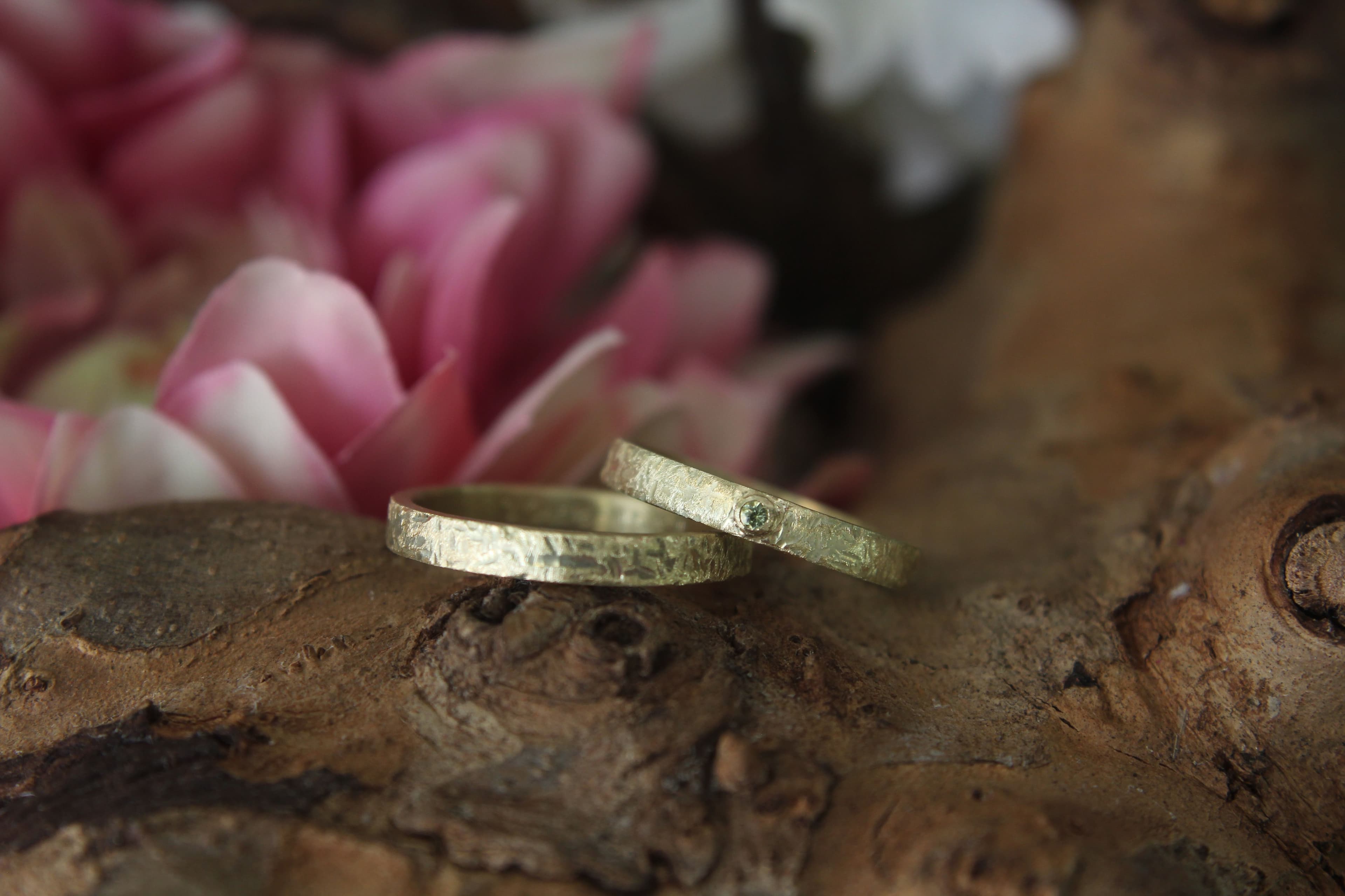 Gouden trouwringen gemaakt tijdens workshop.